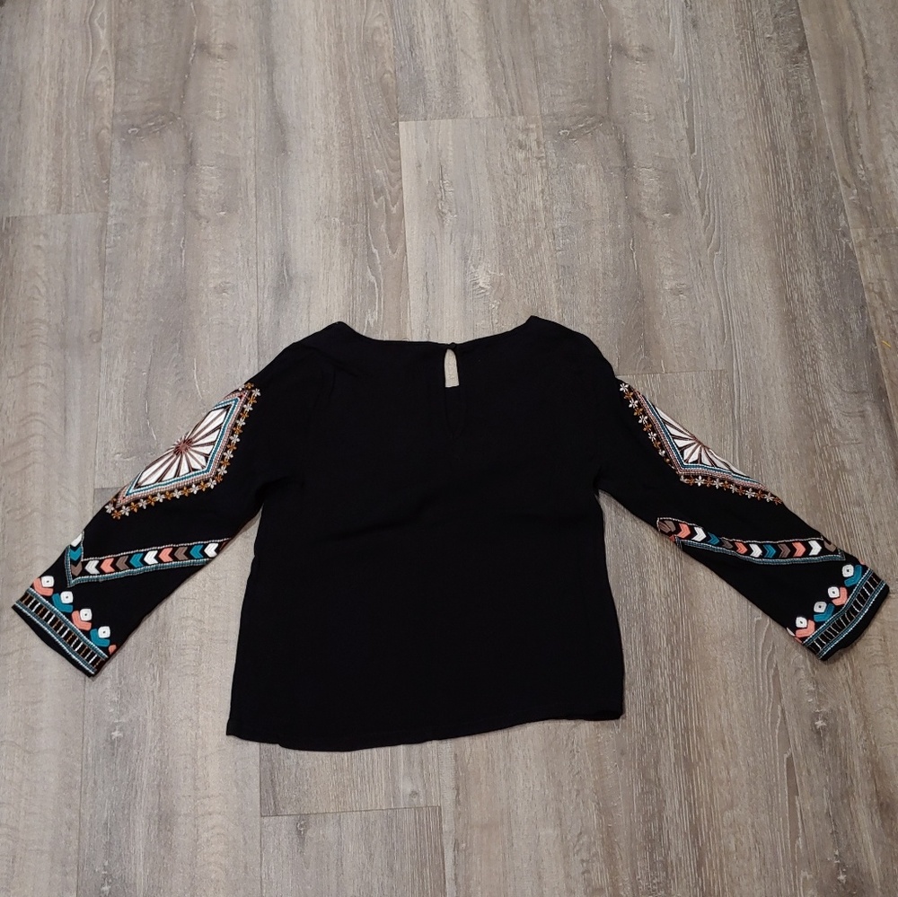 Ella Moss Embroidered Shirt - Picture 5 of 5